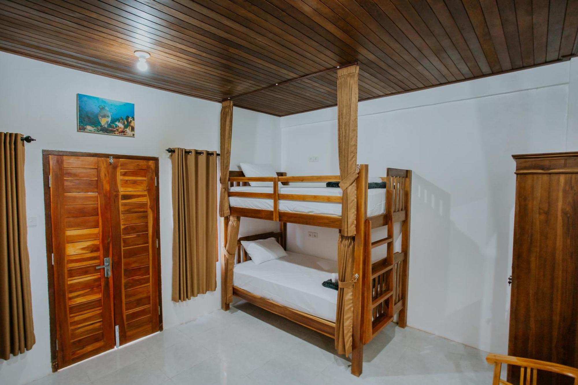 Garuda Hostel & Accomodation Nusa Penida Toyapakeh Екстер'єр фото