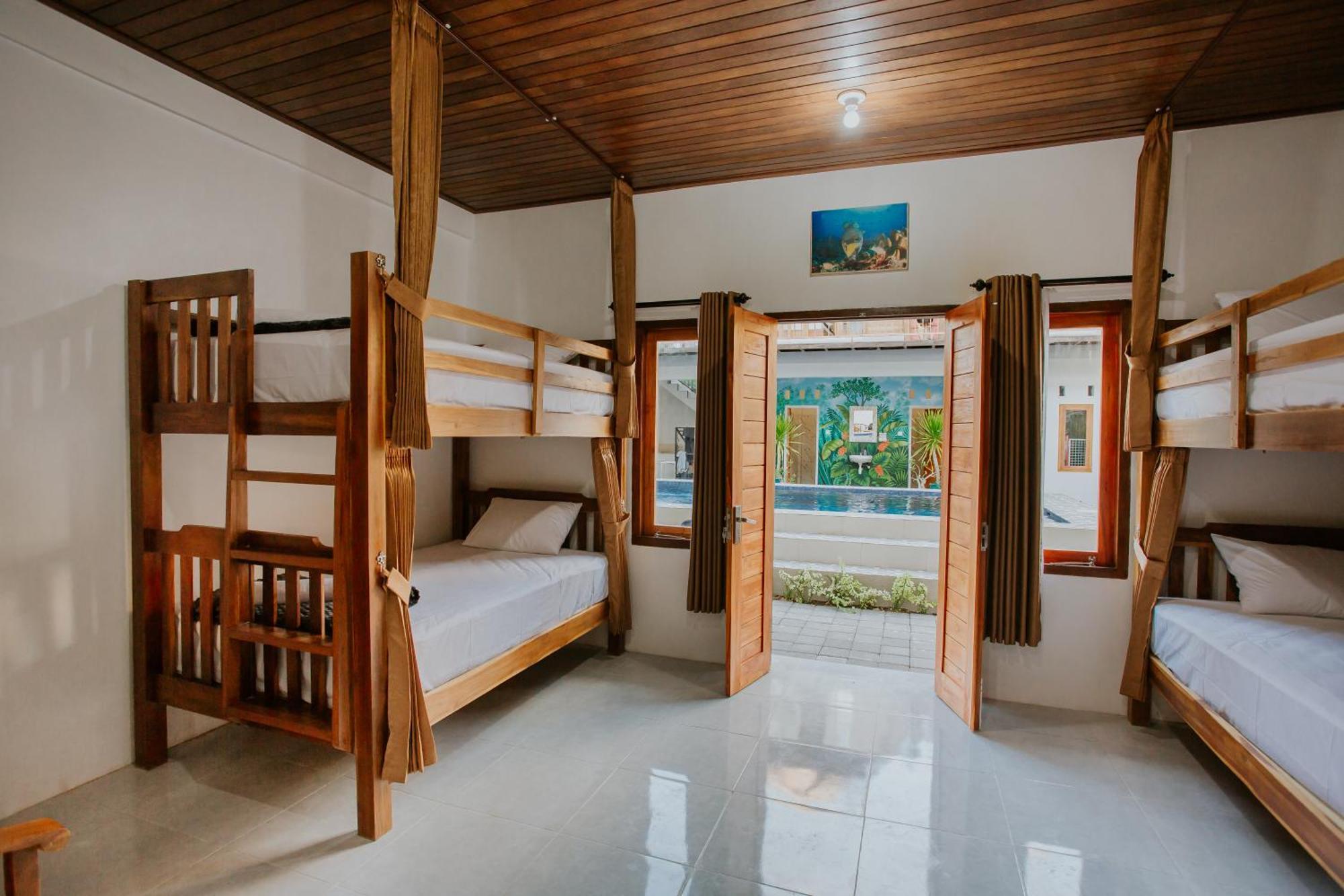 Garuda Hostel & Accomodation Nusa Penida Toyapakeh Екстер'єр фото