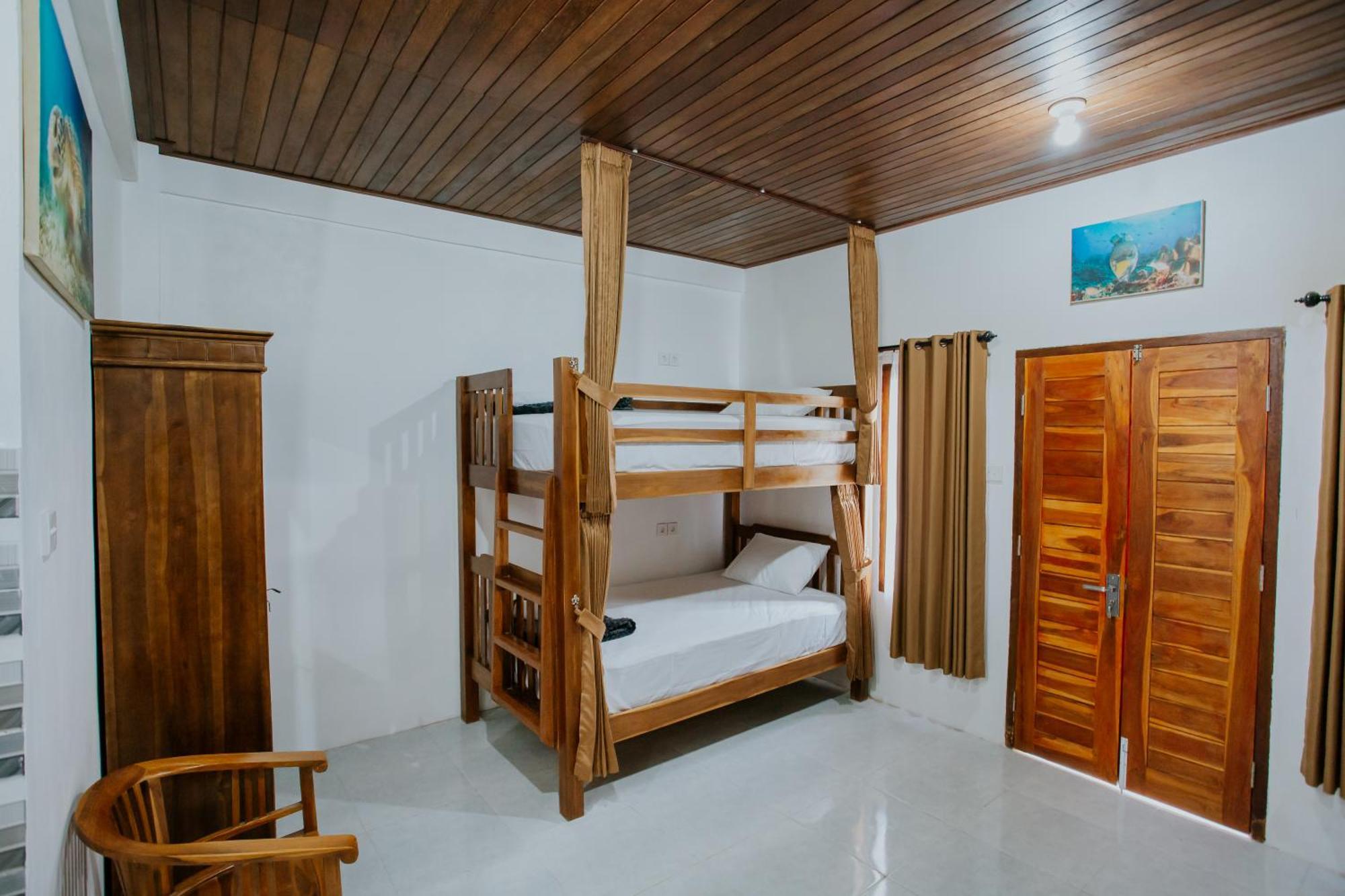 Garuda Hostel & Accomodation Nusa Penida Toyapakeh Екстер'єр фото